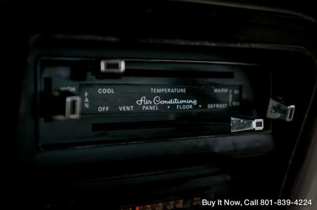 1974 White Ford F-250 Standard Cab Pickup