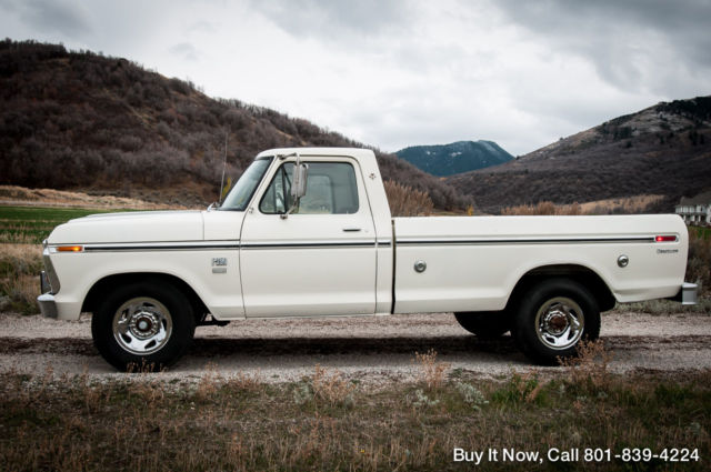 1974 White Ford F-250 Standard Cab Pickup