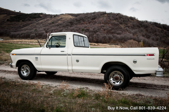 1974 White Ford F-250 Standard Cab Pickup