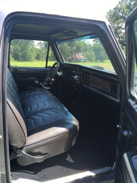 1974 Gray Ford F-250