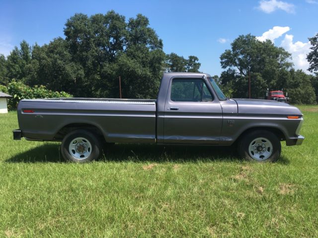 1974 Gray Ford F-250