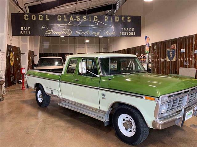1974 Green Ford F-250 Pickup Truck