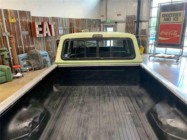 1974 Green Ford F-250 Pickup Truck