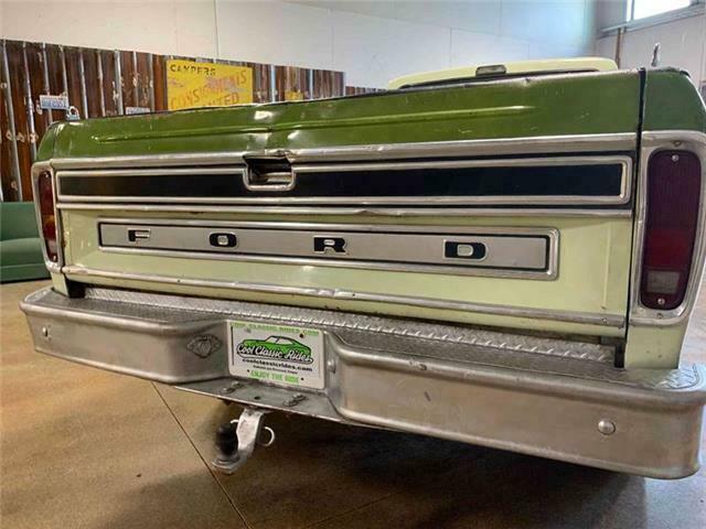 1974 Green Ford F-250 Pickup Truck