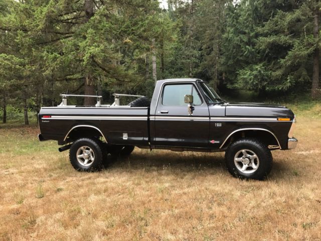 1974 Black Ford F-250