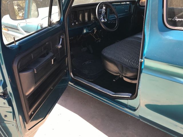 1974 Teal Ford F-100 Extended Cab Pickup