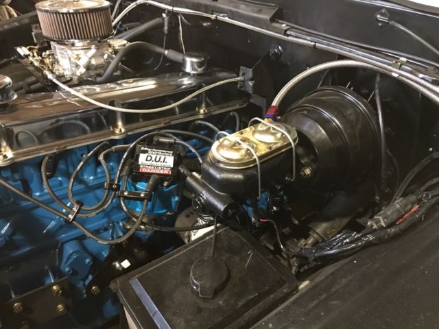 1974 White Ford F-100 Standard Cab Pickup