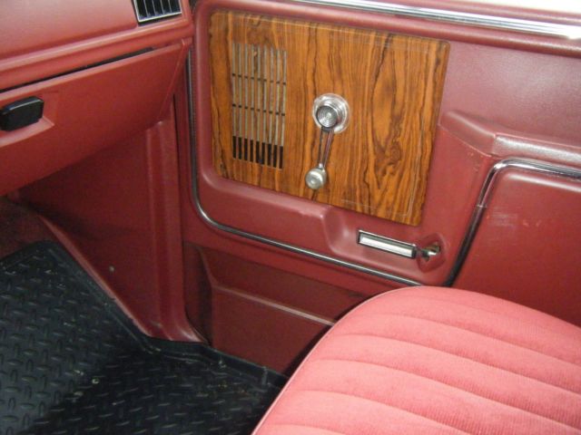 1984 Black Ford F-150 TRUCK