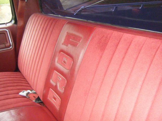 1984 Black Ford F-150 TRUCK