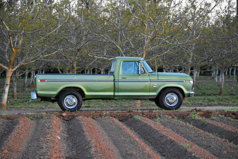 1974 Ford F-250