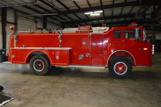 1974 -- Ford Fire Truck --