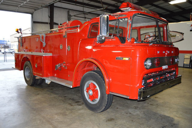 1974 -- Ford Fire Truck --