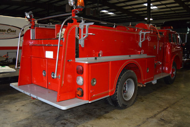 1974 -- Ford Fire Truck --