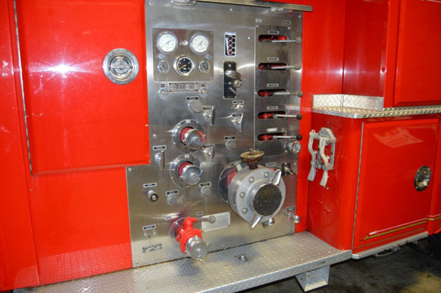 1974 -- Ford Fire Truck --