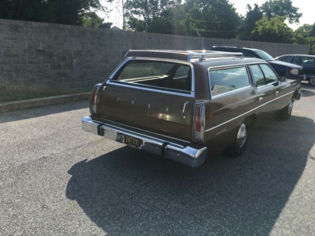 1974 Brown Ford Galaxie Wagon
