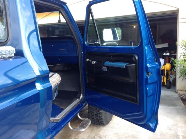 1974 Blue Ford F-250