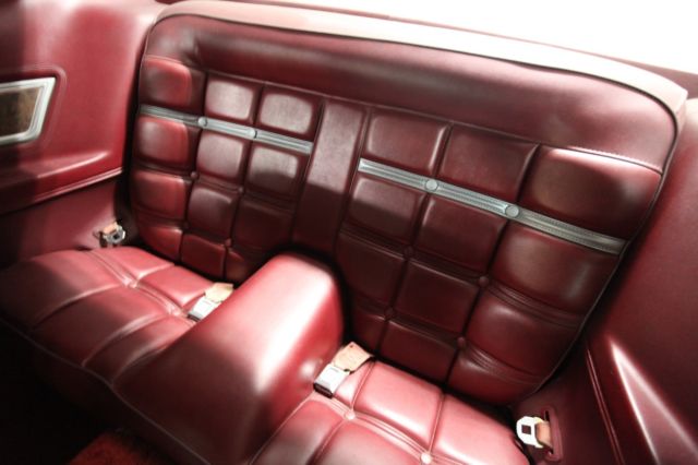 1974 White Ford Mustang