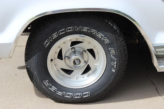 1974 White Ford F-100 Pickup