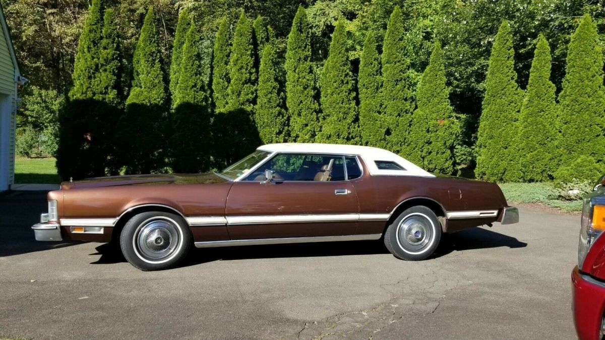1974 Brown Ford Thunderbird Coupe