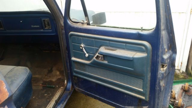 1974 Blue Ford F-100 CUSTOM