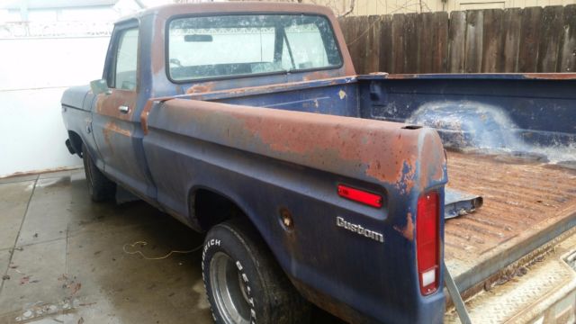 1974 Blue Ford F-100 CUSTOM