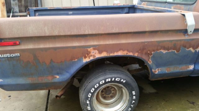 1974 Blue Ford F-100 CUSTOM