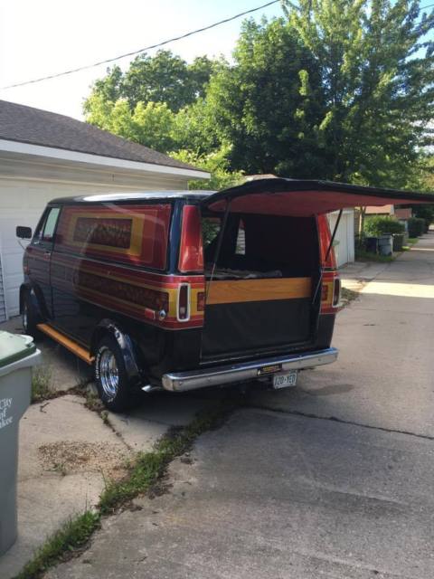 1974 Ford E-Series Van