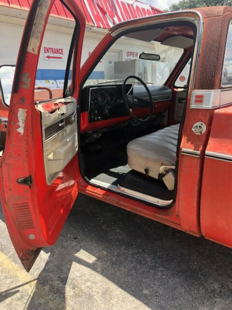 1974 Orange Chevrolet C/K Pickup 2500