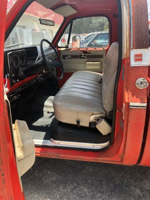 1974 Orange Chevrolet C/K Pickup 2500