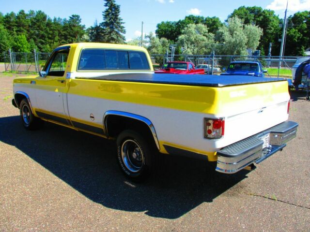 1974 Yellow GMC PICKUP 1500 --