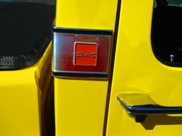 1974 Yellow GMC PICKUP 1500 --