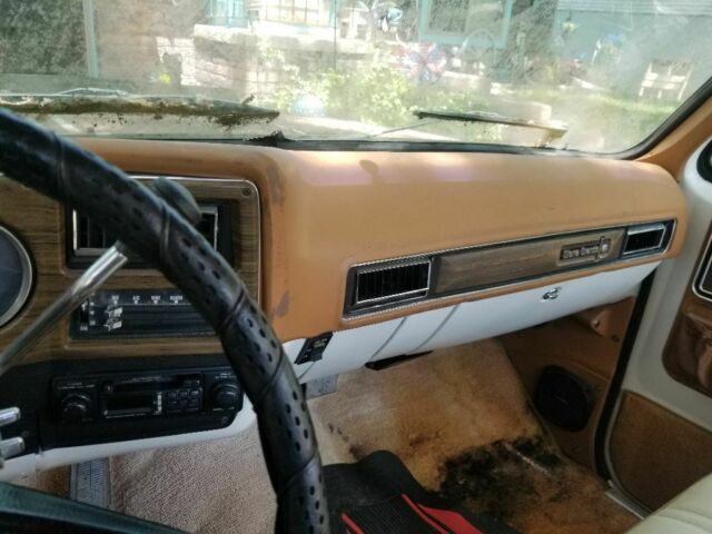 1974 White GMC Sierra 1500 Standard Cab Pickup