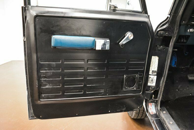 1974 White International 200 Pickup Truck