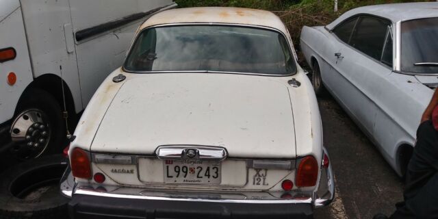 1974 White Jaguar XJ Sedan