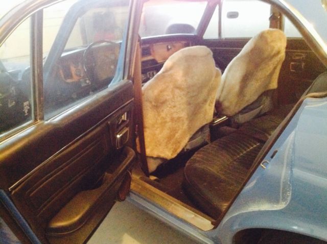 1974 Blue Jaguar XJ6