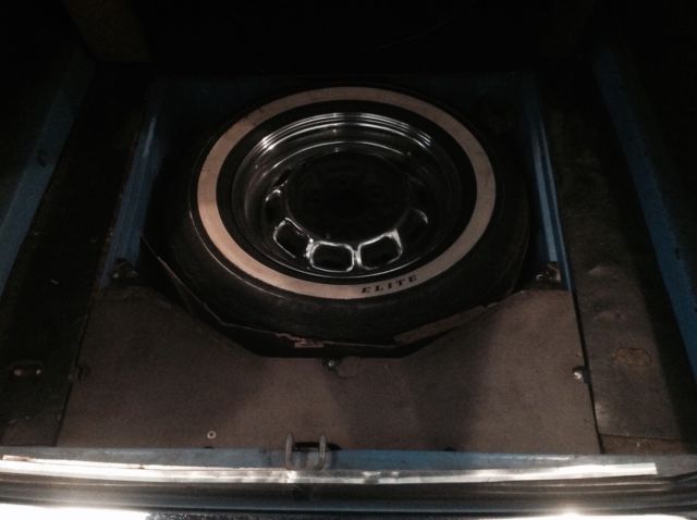 1974 Blue Jaguar XJ6