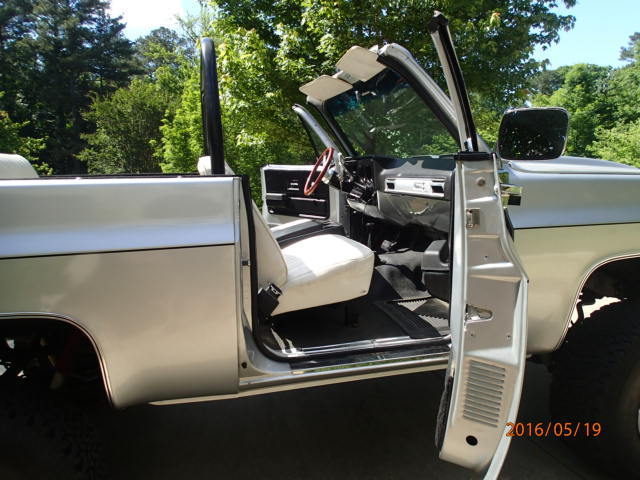 1974 Silver Chevrolet Blazer