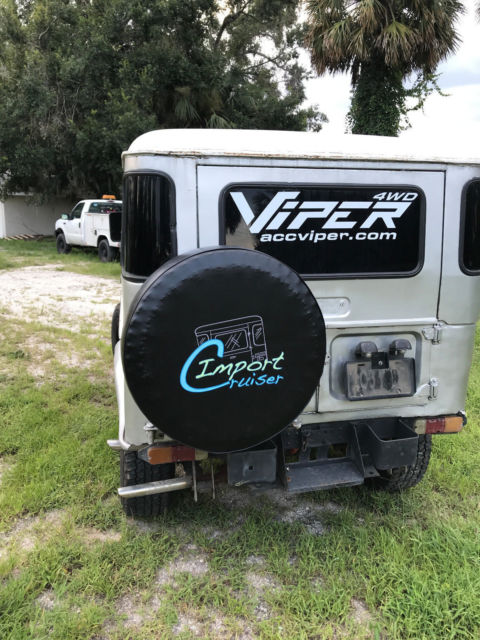 1974 Silver Toyota Land Cruiser SUV