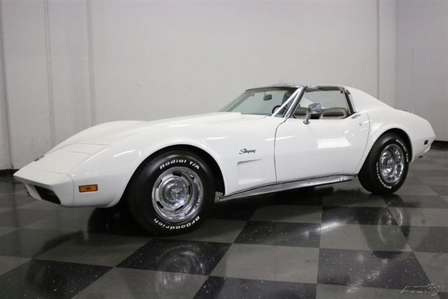 1974 White Chevrolet Corvette