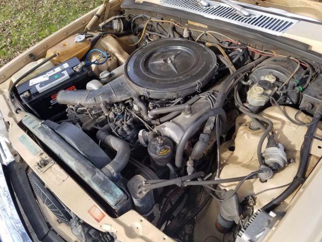 1974 Beige Mercedes-Benz 400-Series Sedan