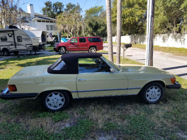1974 Yellow Mercedes-Benz SL-Class Convertible
