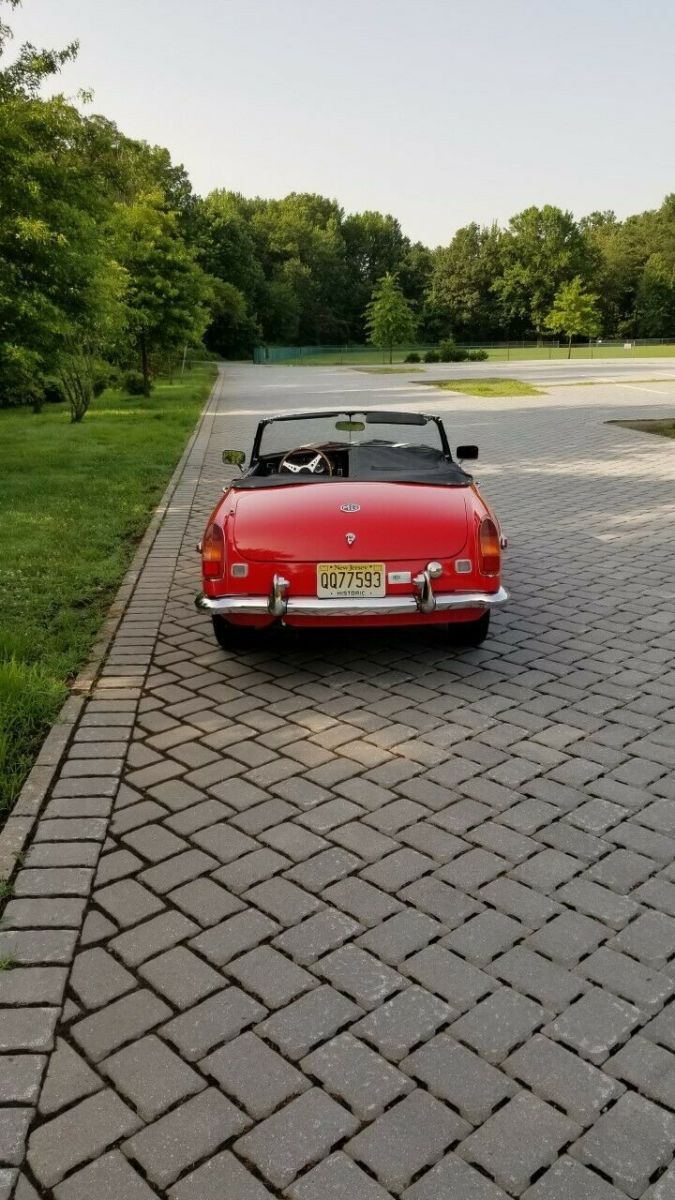 1974 Red MG MGB Convertible