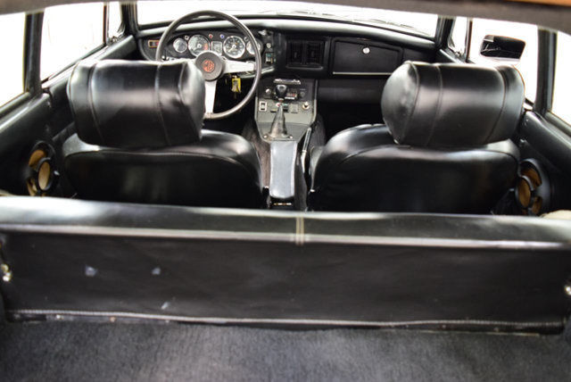 1974 Orange MG MGB Coupe