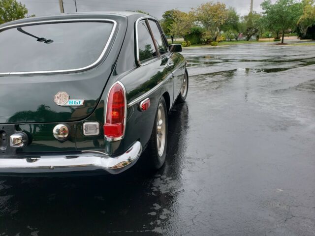 1974 Green MG MGB Coupe