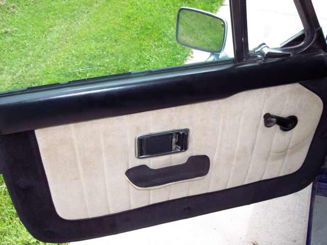 1974 BLUE MG MGB HARDTOP