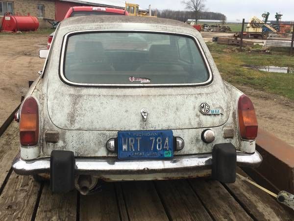 1974 White MG MGB Coupe