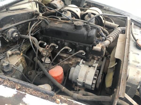 1974 White MG MGB Coupe