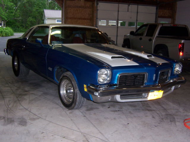 1974 Blue Oldsmobile 442 Coupe