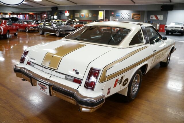 1974 White Oldsmobile Other --