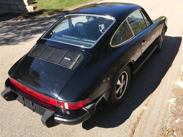 1974 Black Porsche 911 --